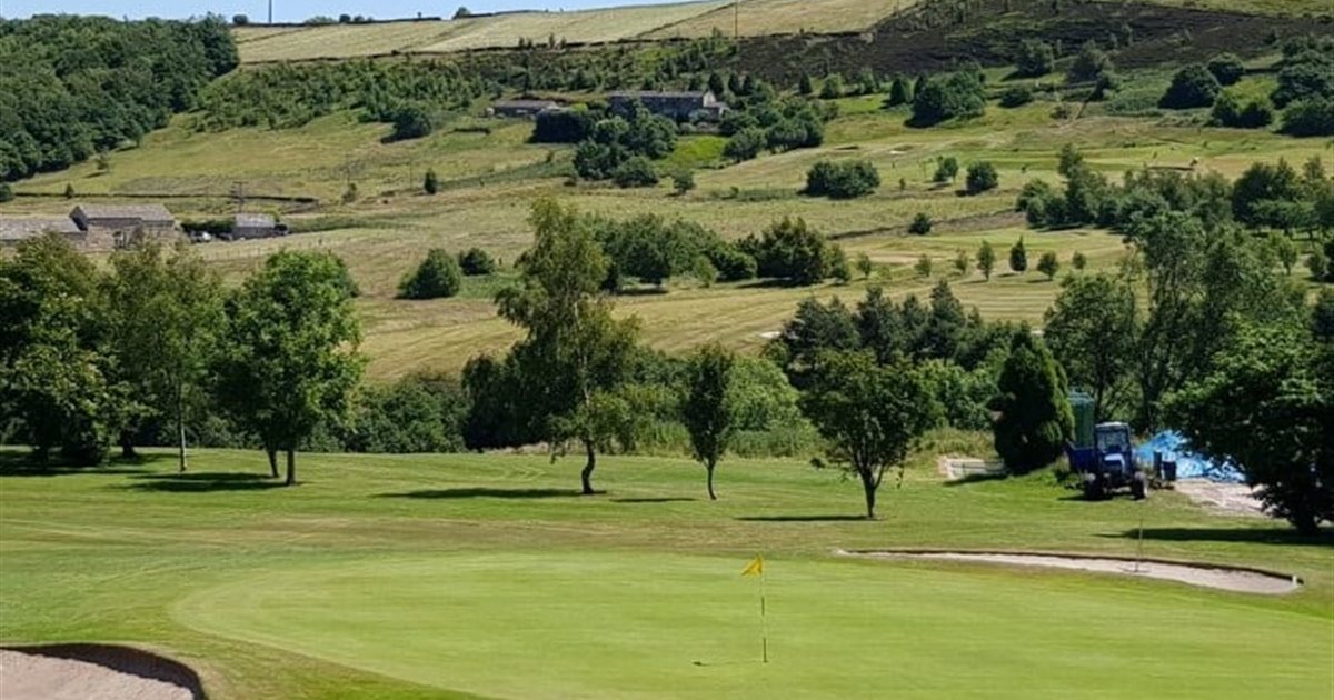 Golf clubs in West Yorkshire county, England